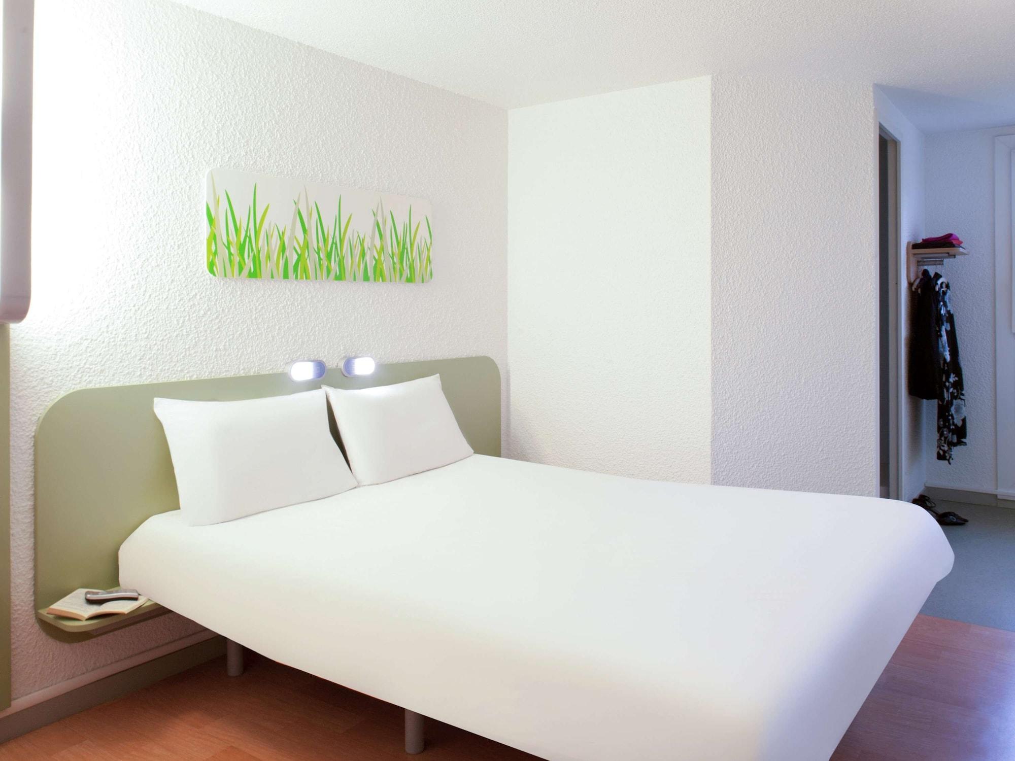 Ibis Budget Ταρμπ Εξωτερικό φωτογραφία